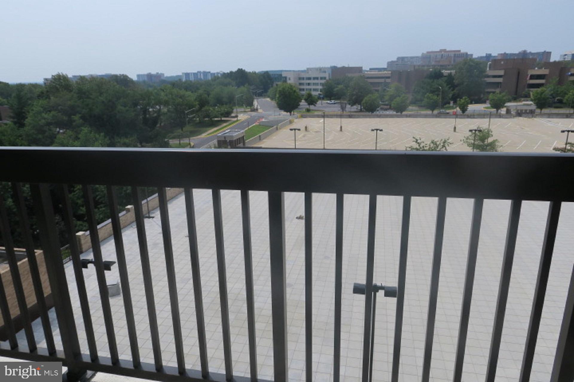 SKYLINE HOUSE - Residential Lease