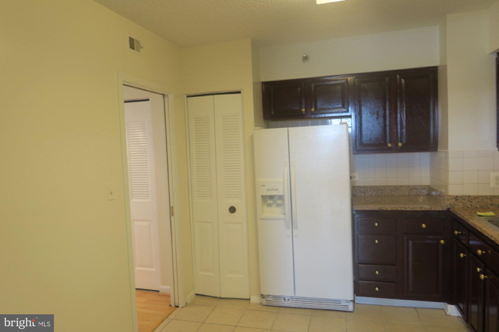 SKYLINE HOUSE - Residential Lease