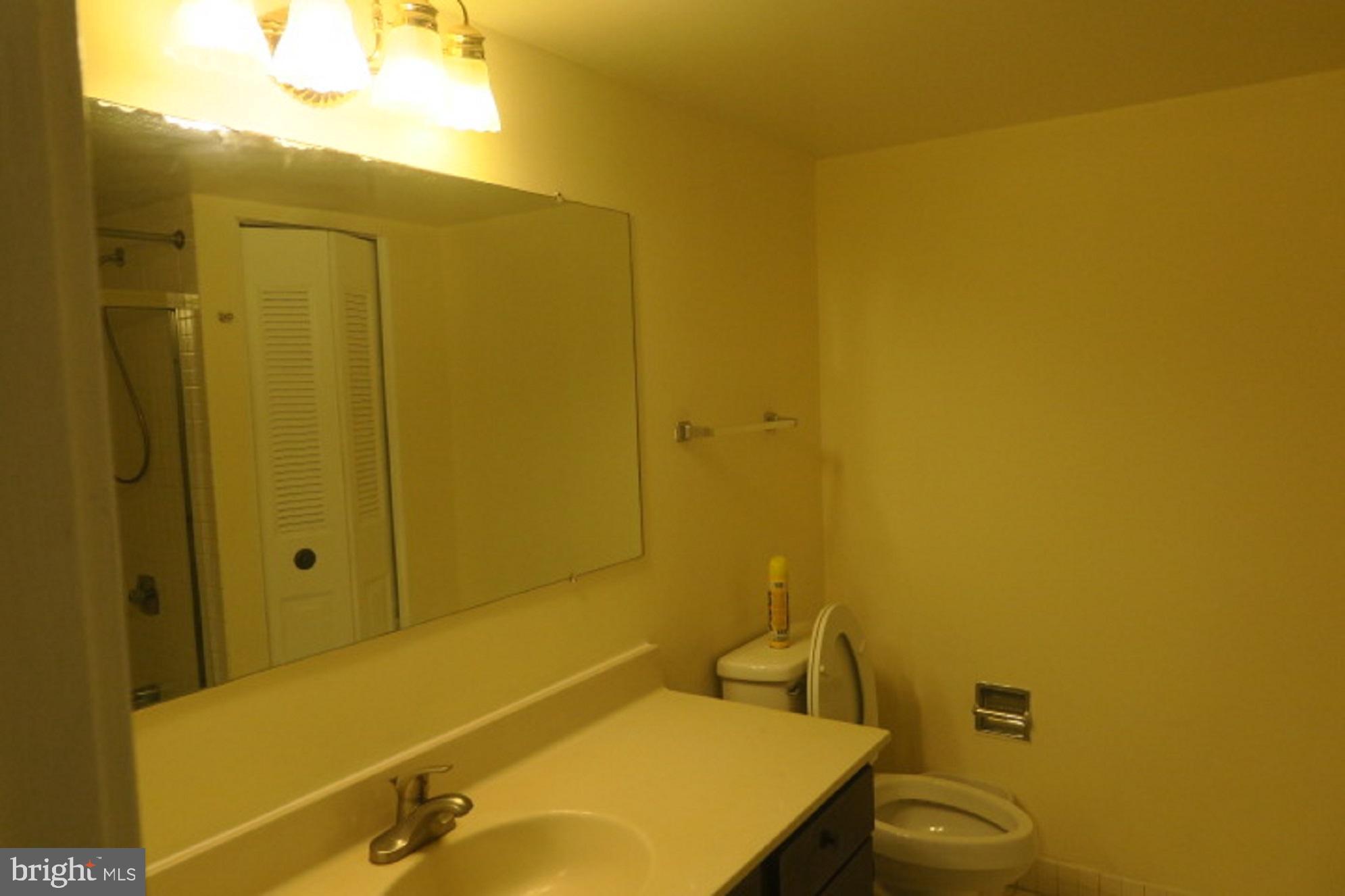 SKYLINE HOUSE - Residential Lease