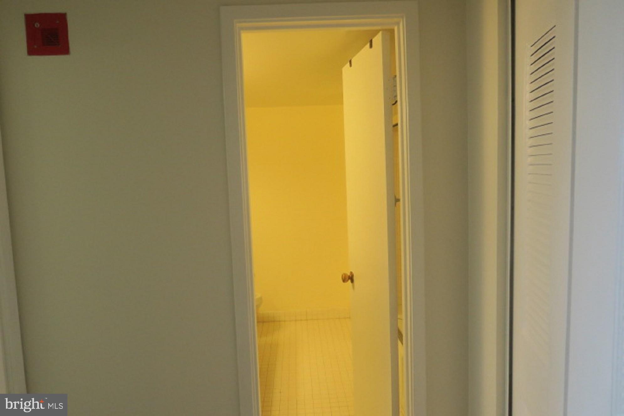 SKYLINE HOUSE - Residential Lease