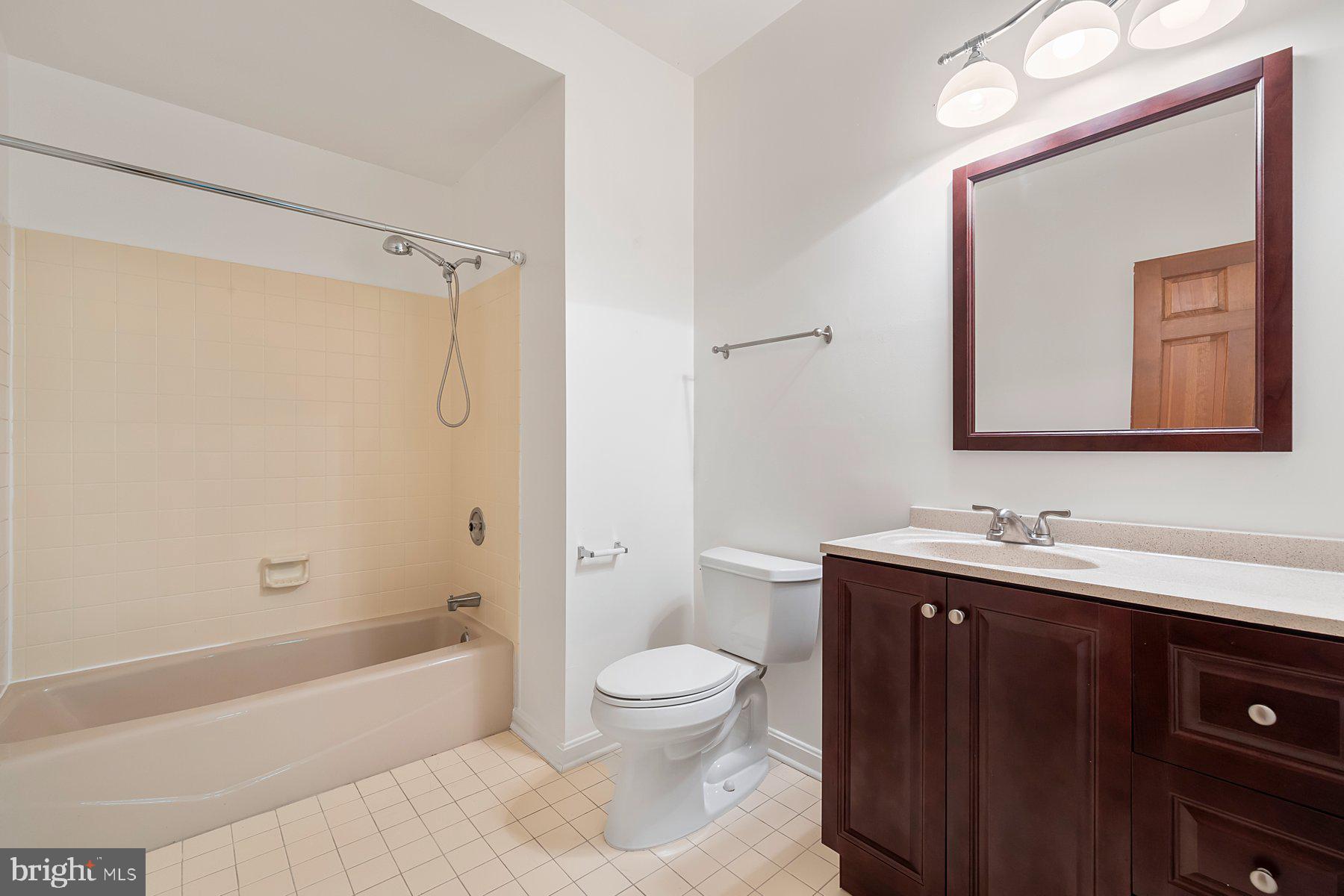 SOUTH RIVER LANDING - Residential