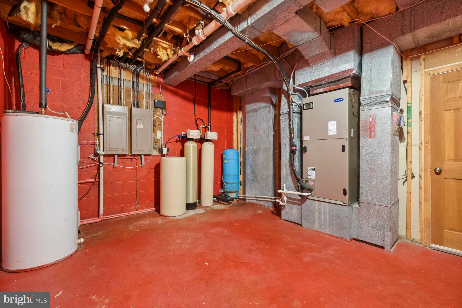 SOUTH RIVER LANDING - Residential