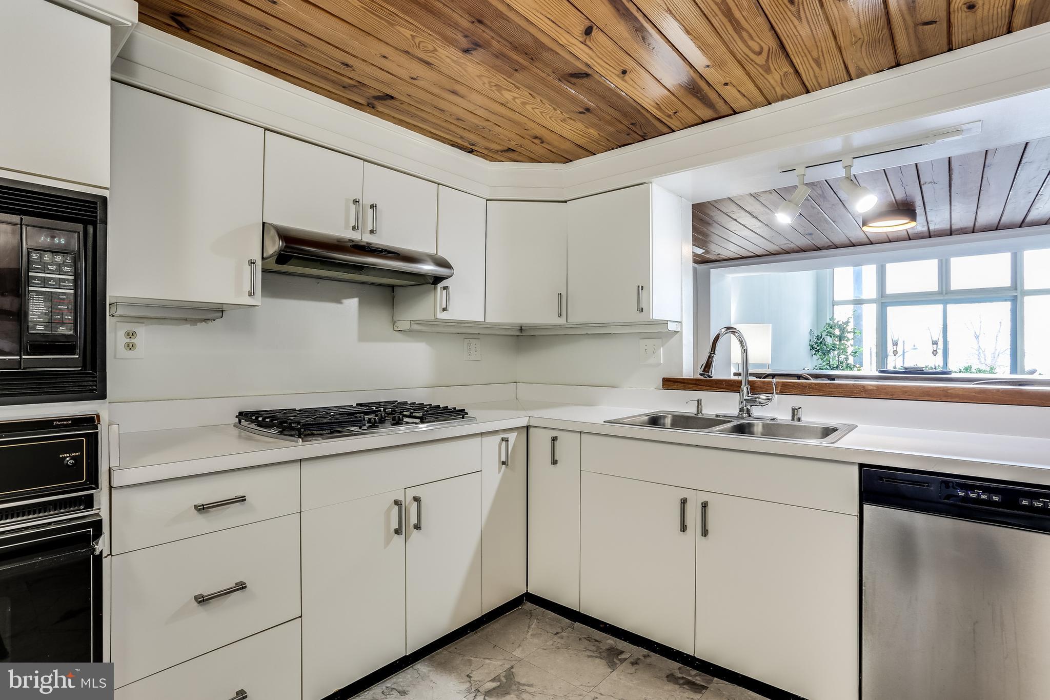 CANTON COVE - Residential