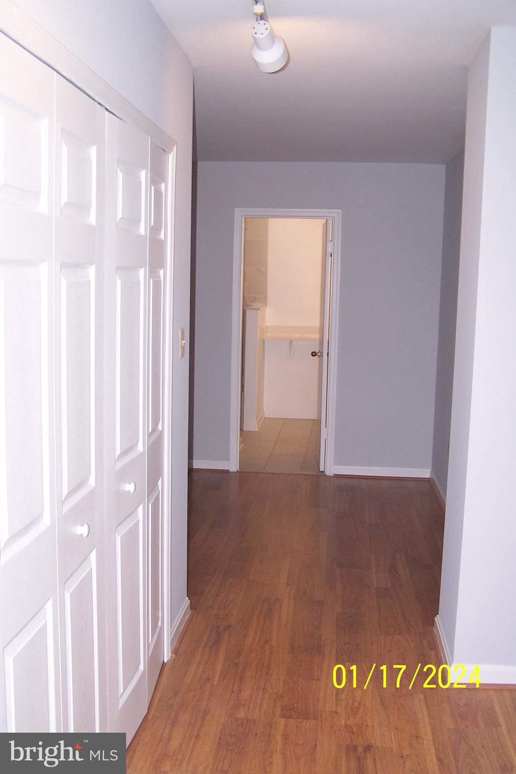 SUMMERWALK - Residential Lease