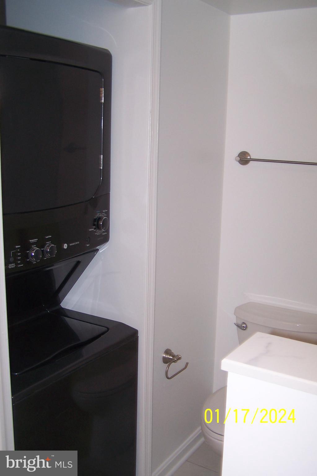 SUMMERWALK - Residential Lease