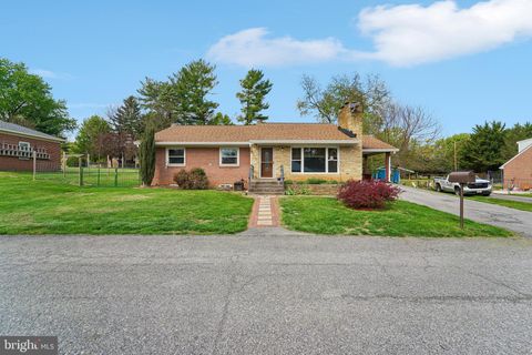 Homes For Sale - 11910 Wesley Drive<br/> HAGERSTOWN, MD 21742