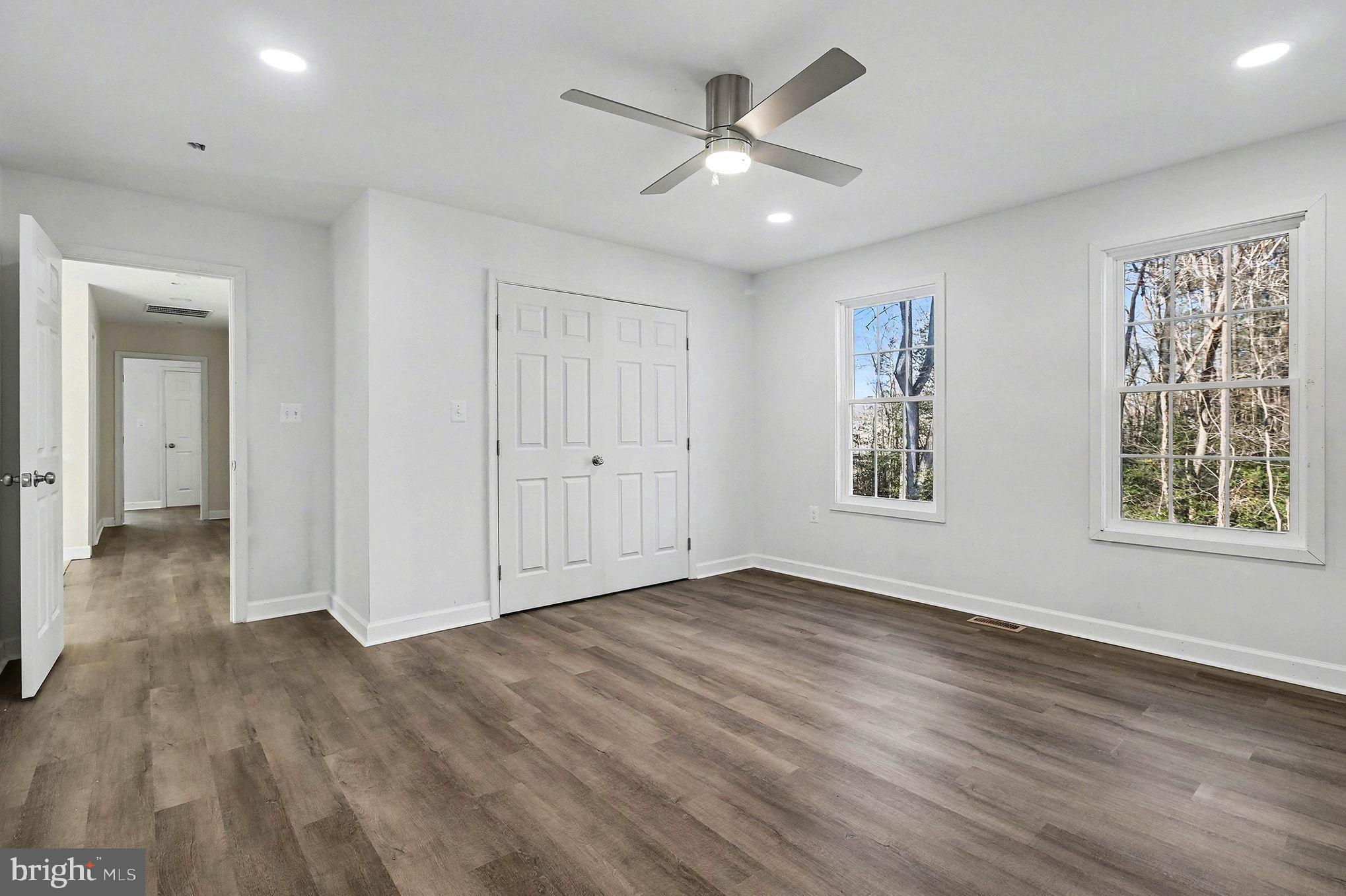 LAKE CAROLINE - Residential