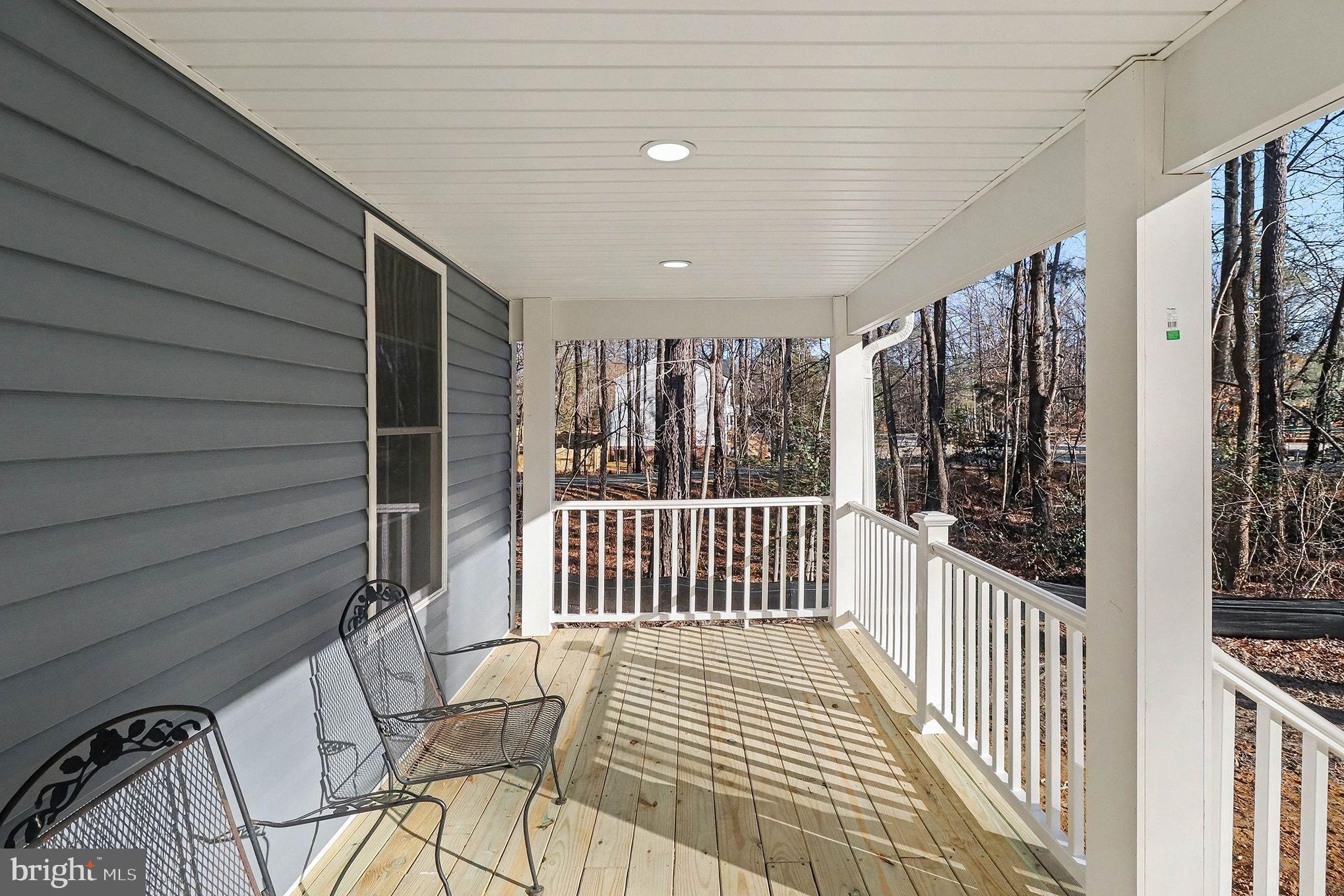 LAKE CAROLINE - Residential