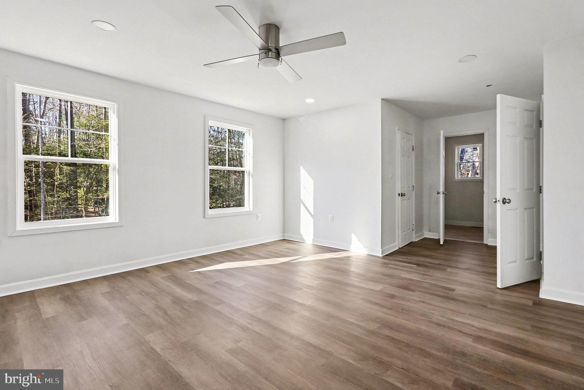 LAKE CAROLINE - Residential