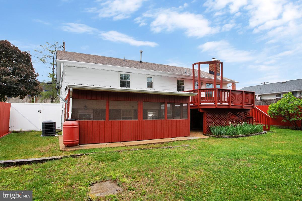MCGUCKIAN - Residential