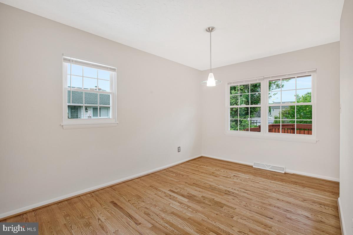 MCGUCKIAN - Residential