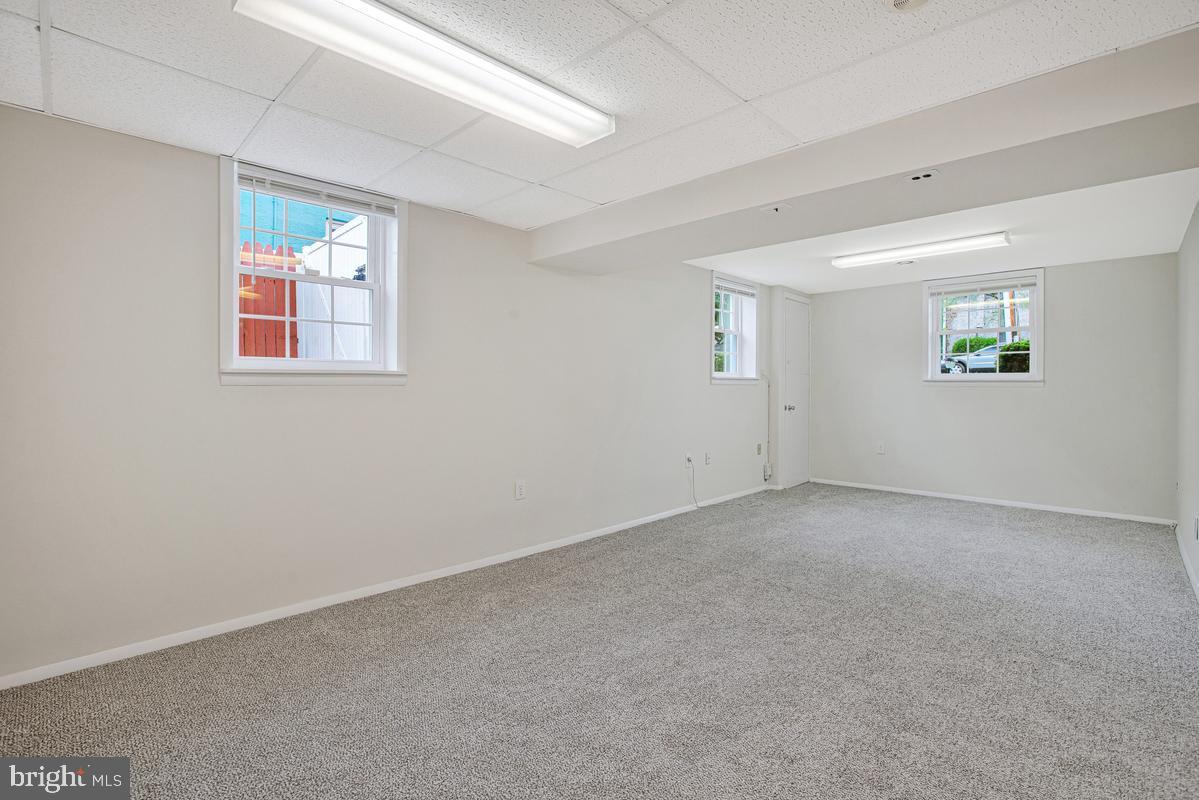 MCGUCKIAN - Residential