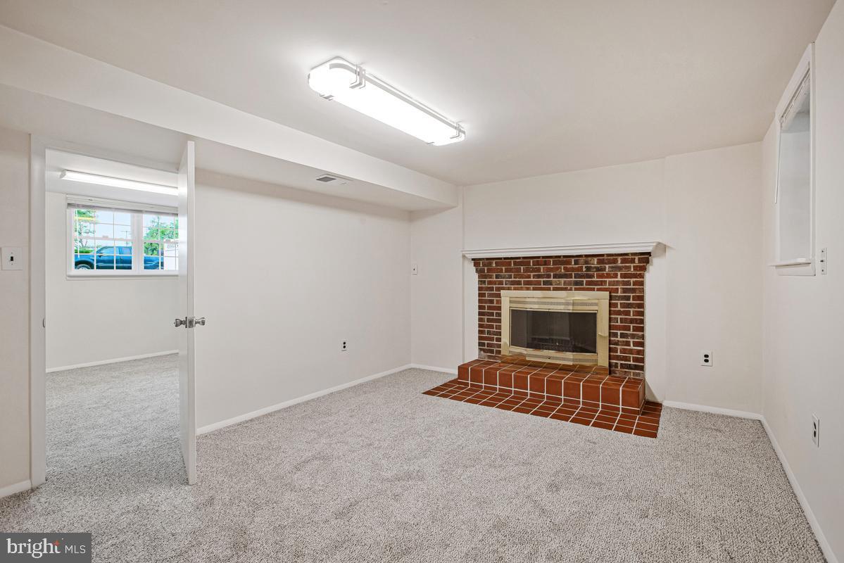 MCGUCKIAN - Residential
