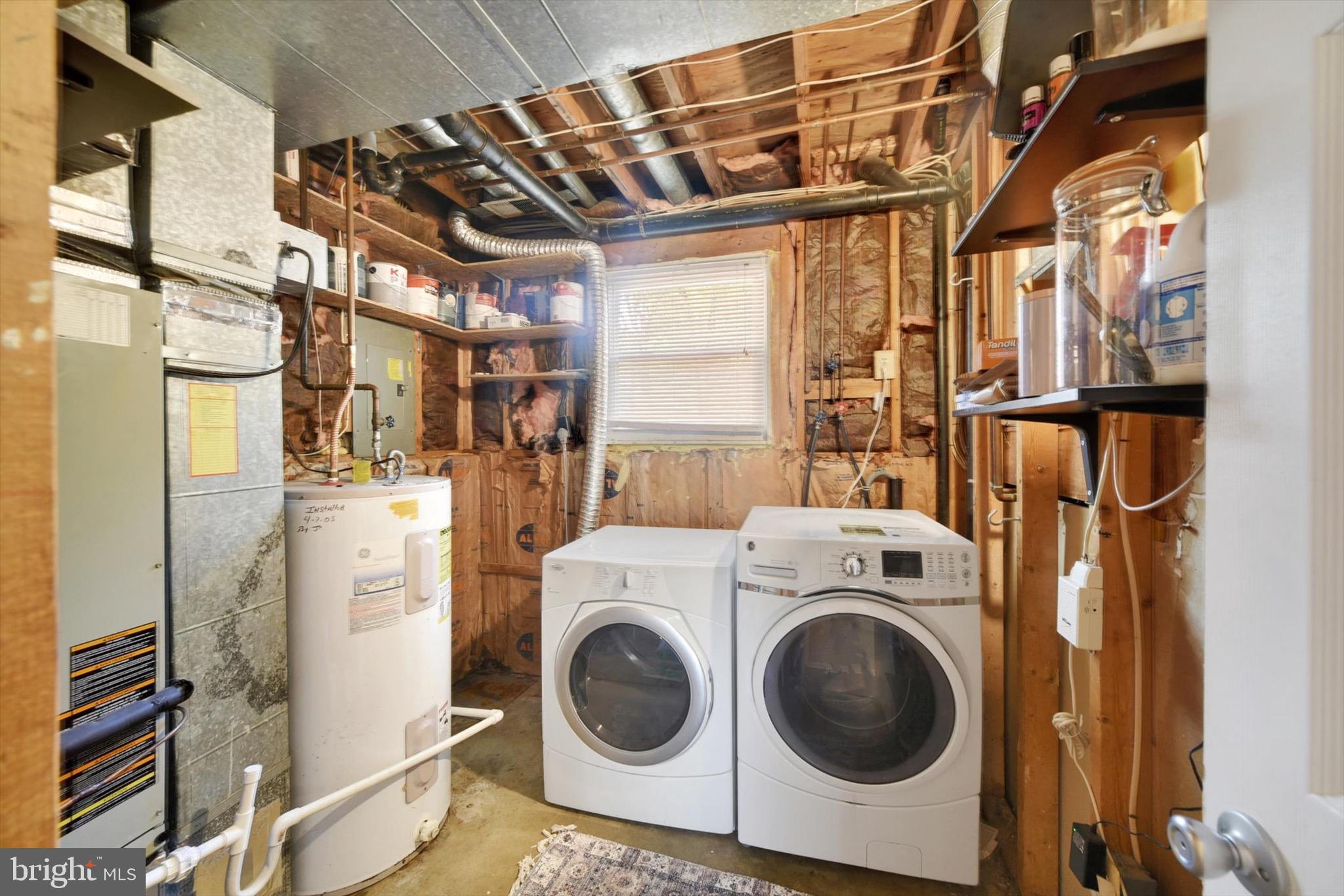 BRIGHTLEAF - Residential Lease