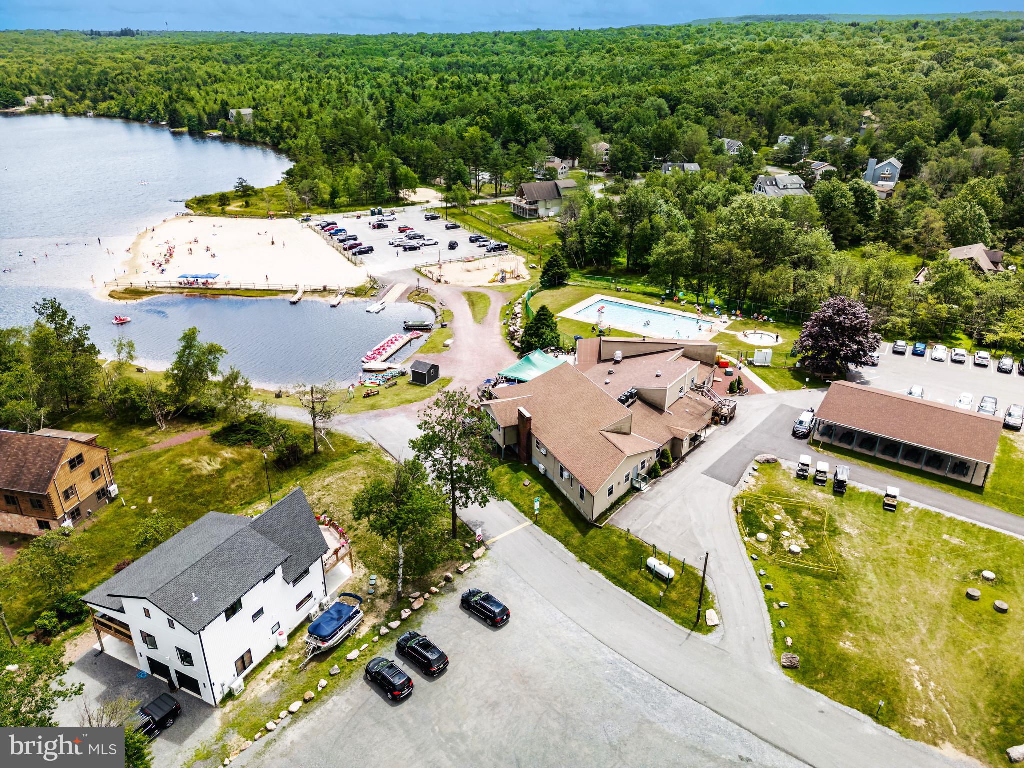 TOWAMENSING TRAILS - Residential