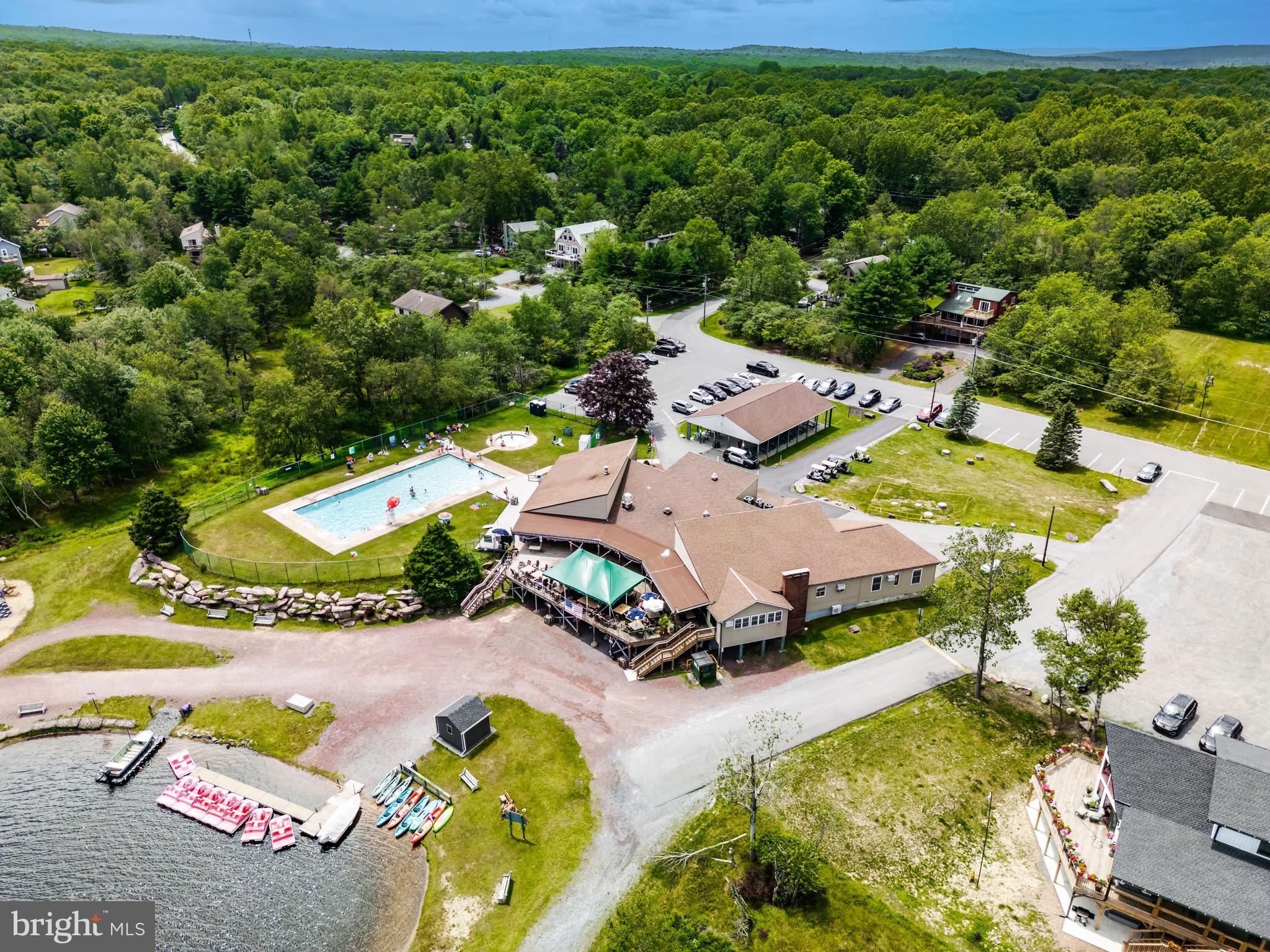 TOWAMENSING TRAILS - Residential