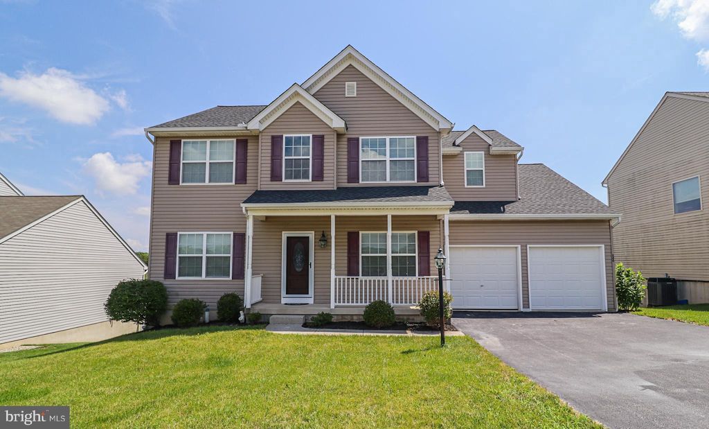Photo of 245 Azalea Drive, WINDSOR, PA 17366 (MLS # PAYK2091498)