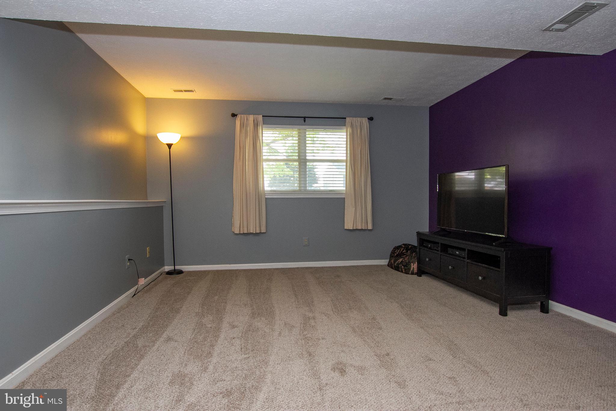 OAKHURST - Residential