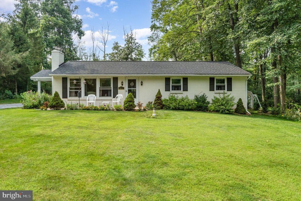 Photo of 1890 Furnace Hill Road, DENVER, PA 17517 (MLS # PALA2074260)