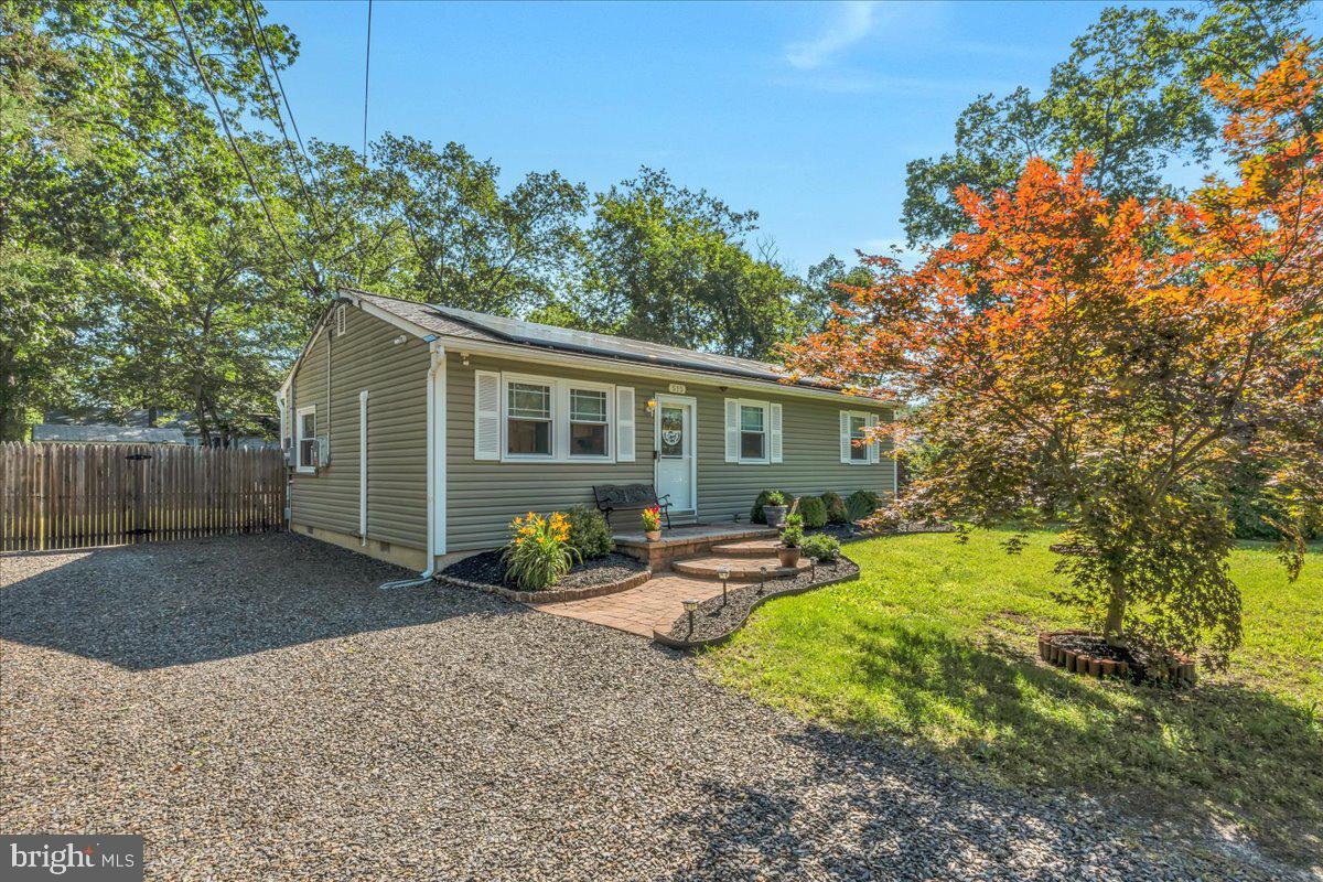 515 N CAROLINA TRAIL