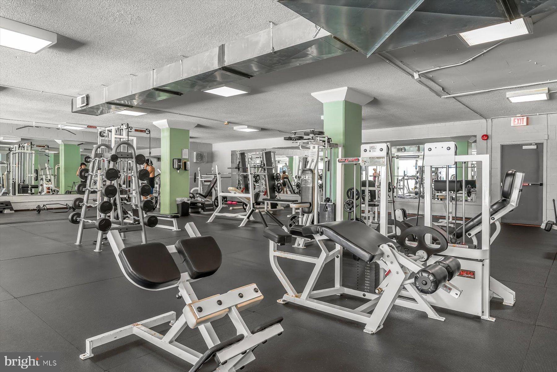 THE CARLTON - Residential