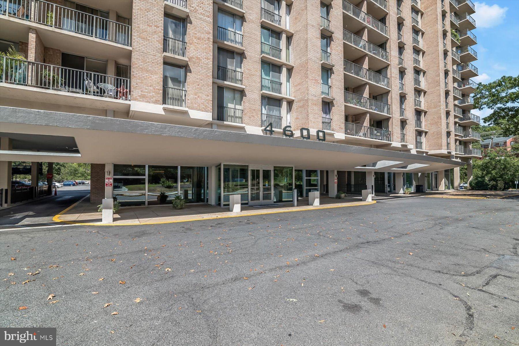 THE CARLTON - Residential