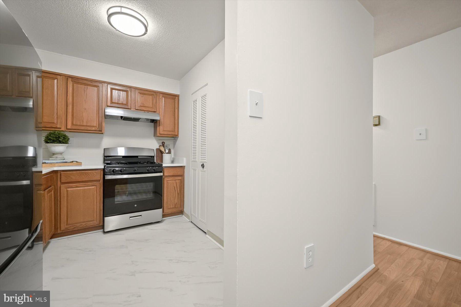 THE CARLTON - Residential