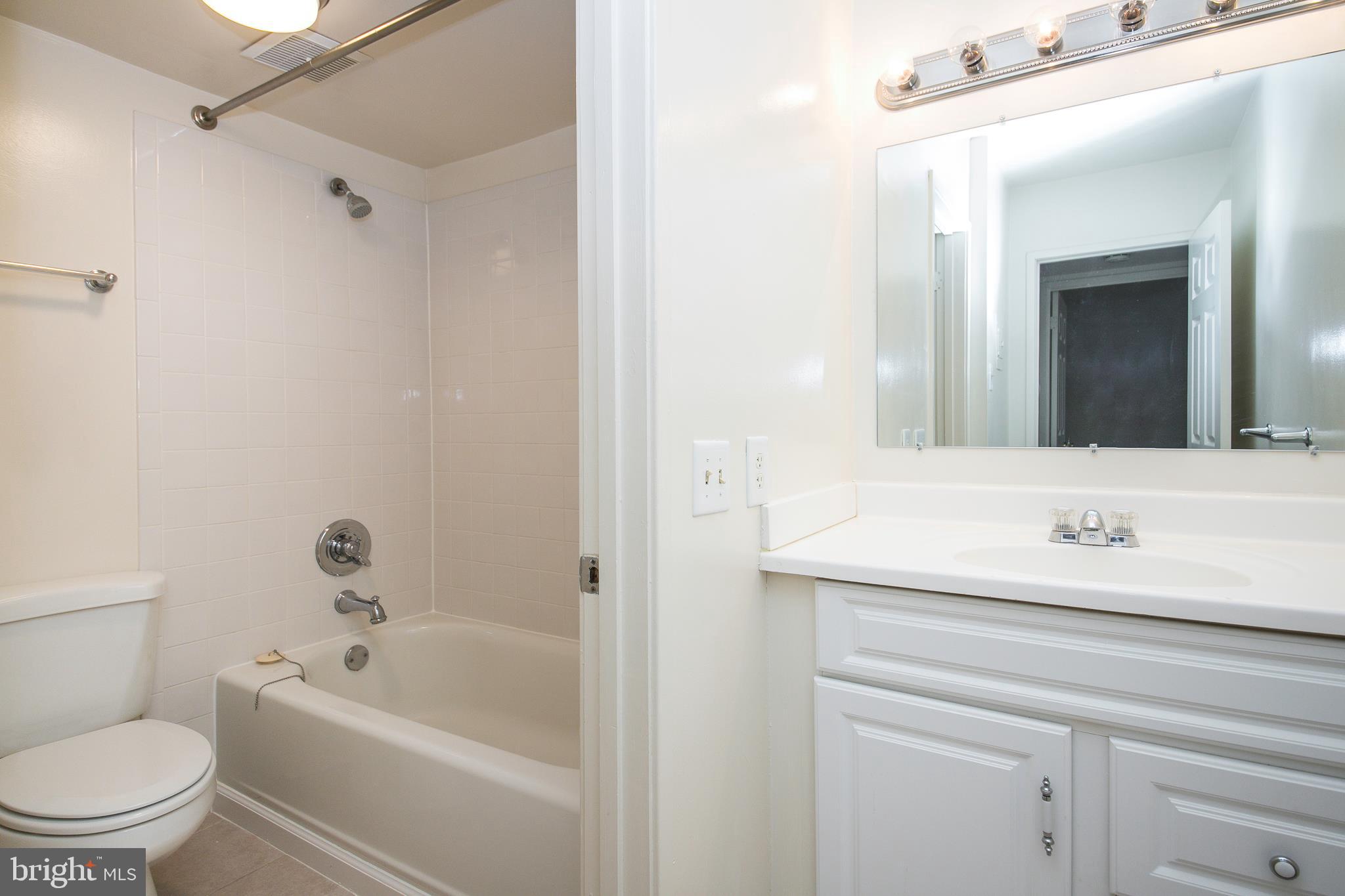 BENTANA PARK - Residential Lease