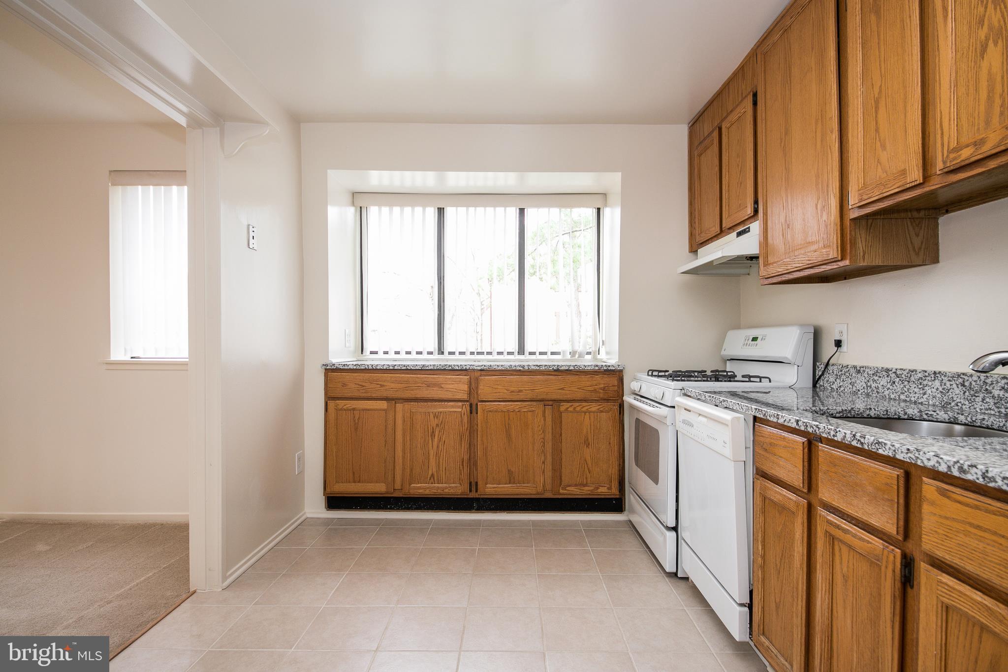 BENTANA PARK - Residential Lease