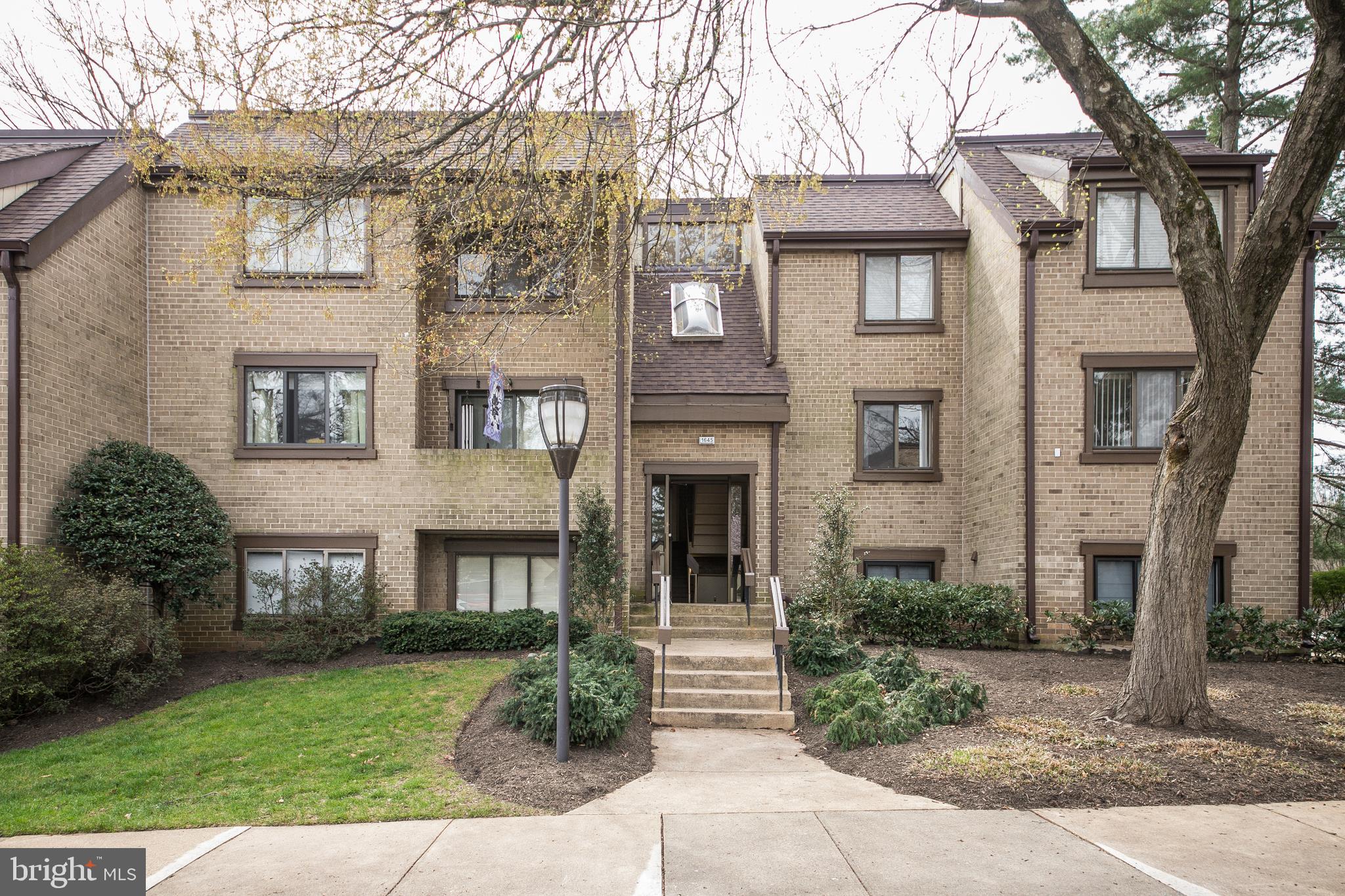 BENTANA PARK - Residential Lease