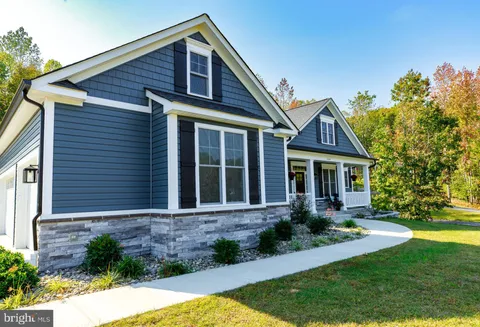 15809 Chalice Vine Court, Hughesville, MD MLS: MDCH2036958