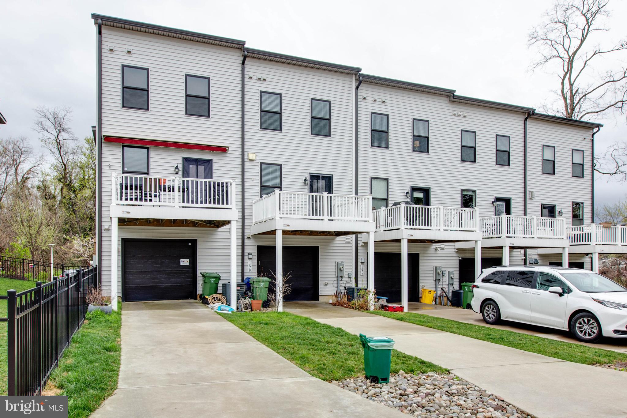 REDFERN ROW - Residential Lease