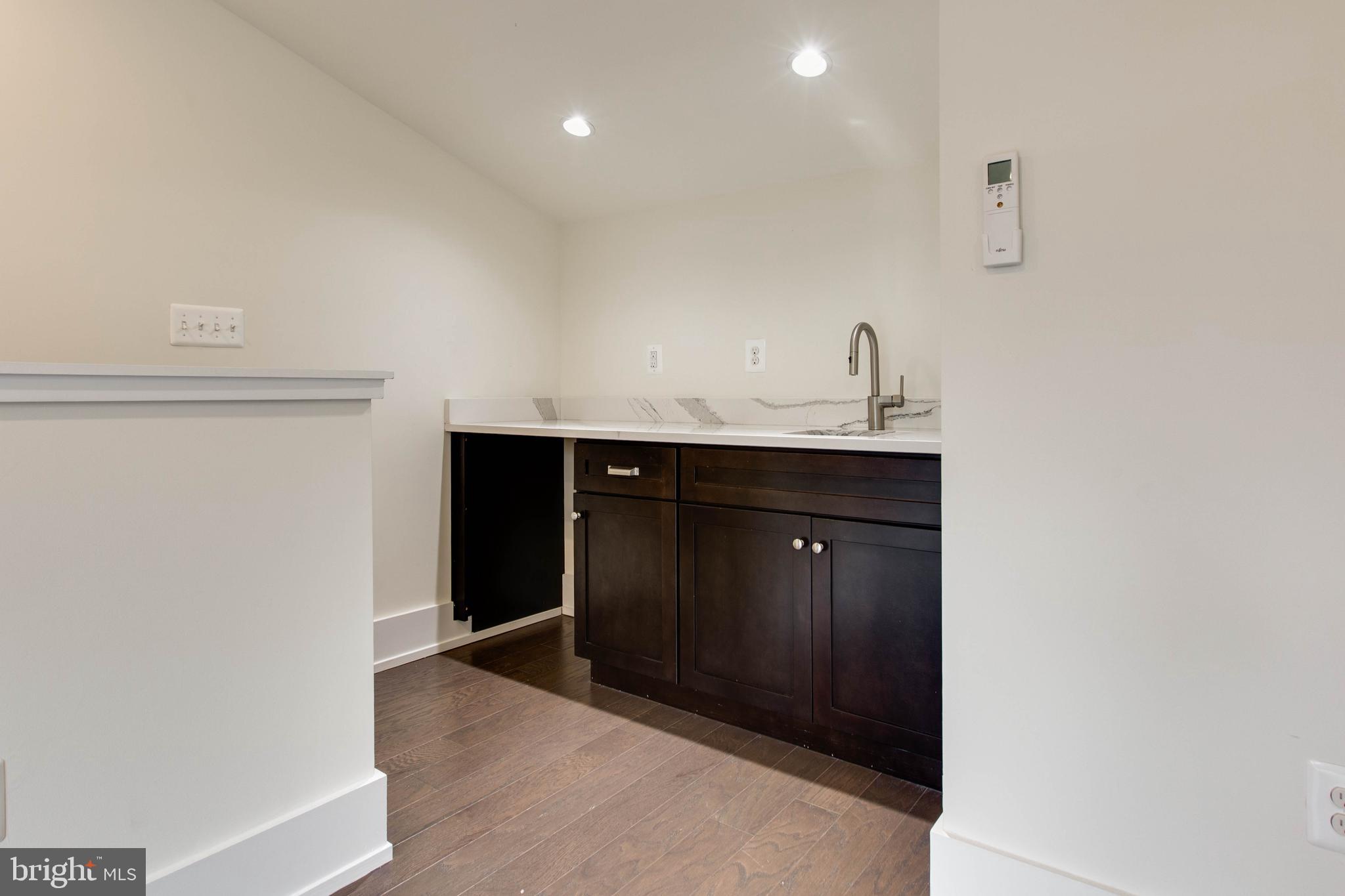 REDFERN ROW - Residential Lease