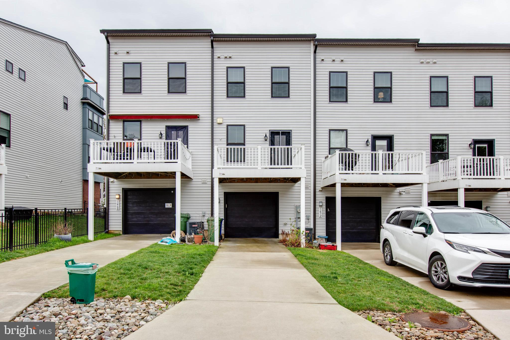 REDFERN ROW - Residential Lease