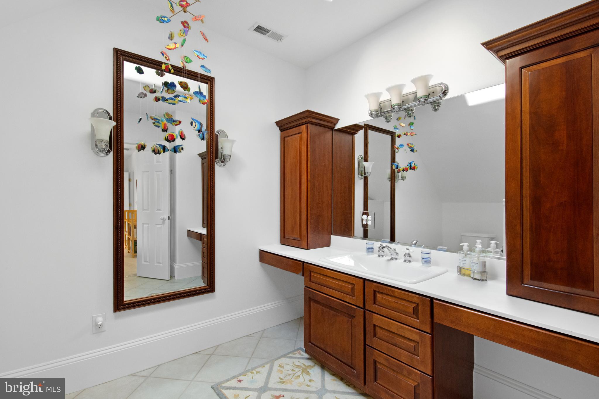 GALESVILLE ESTATES - Residential