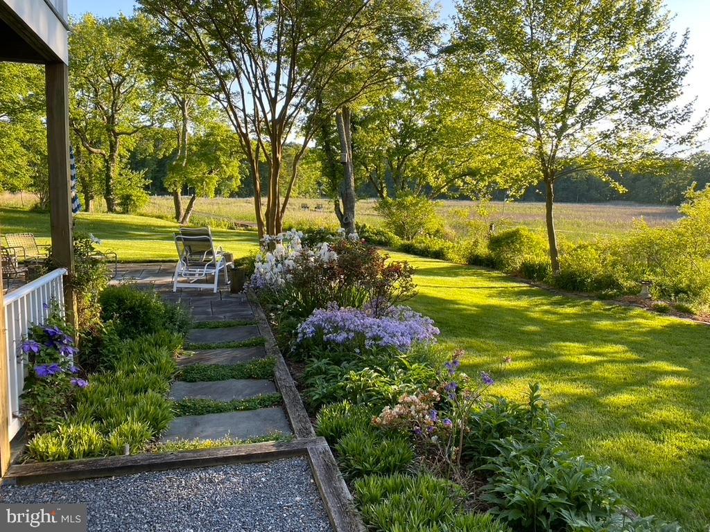 GALESVILLE ESTATES - Residential