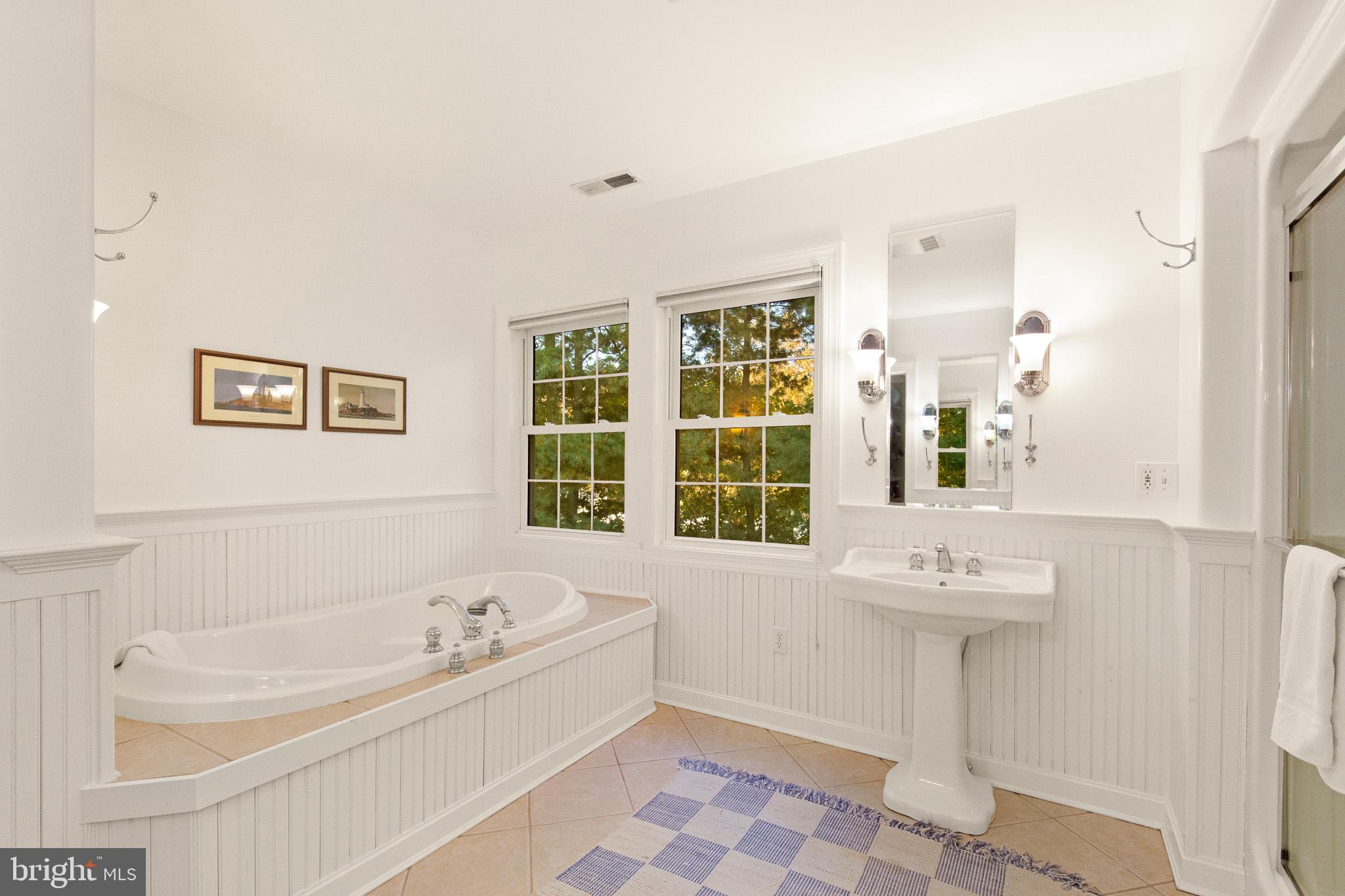 GALESVILLE ESTATES - Residential