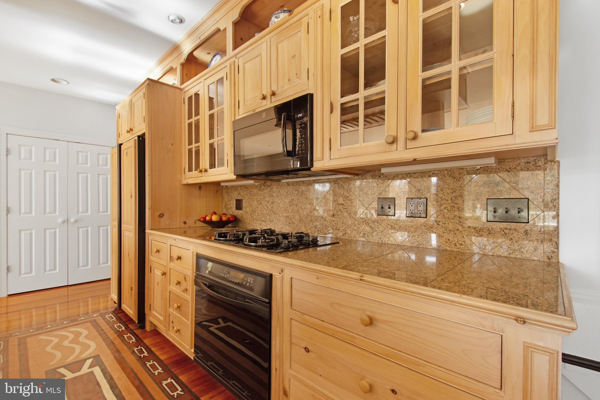 GALESVILLE ESTATES - Residential