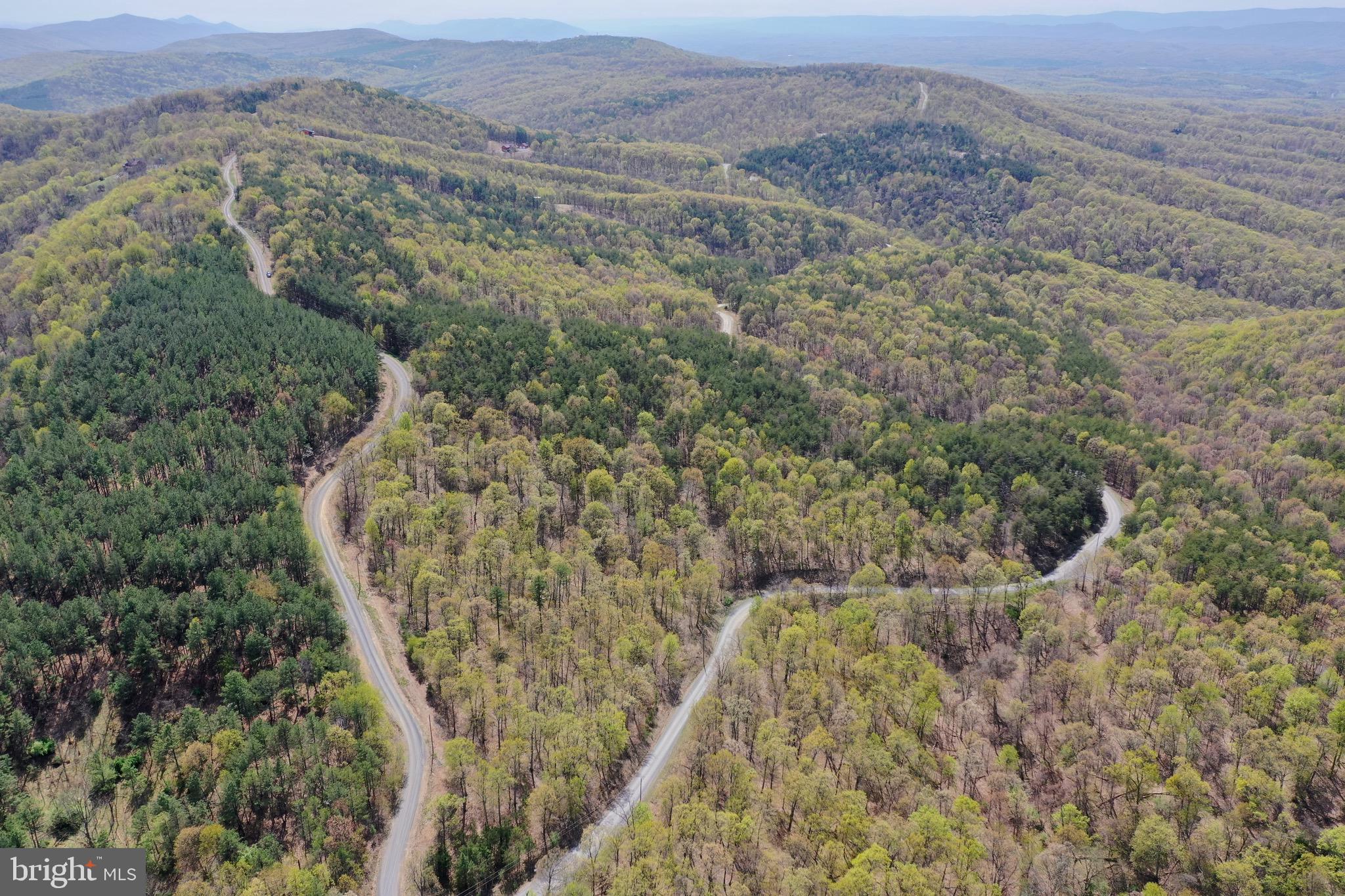 BLUFFS ON THE POTOMAC - Land
