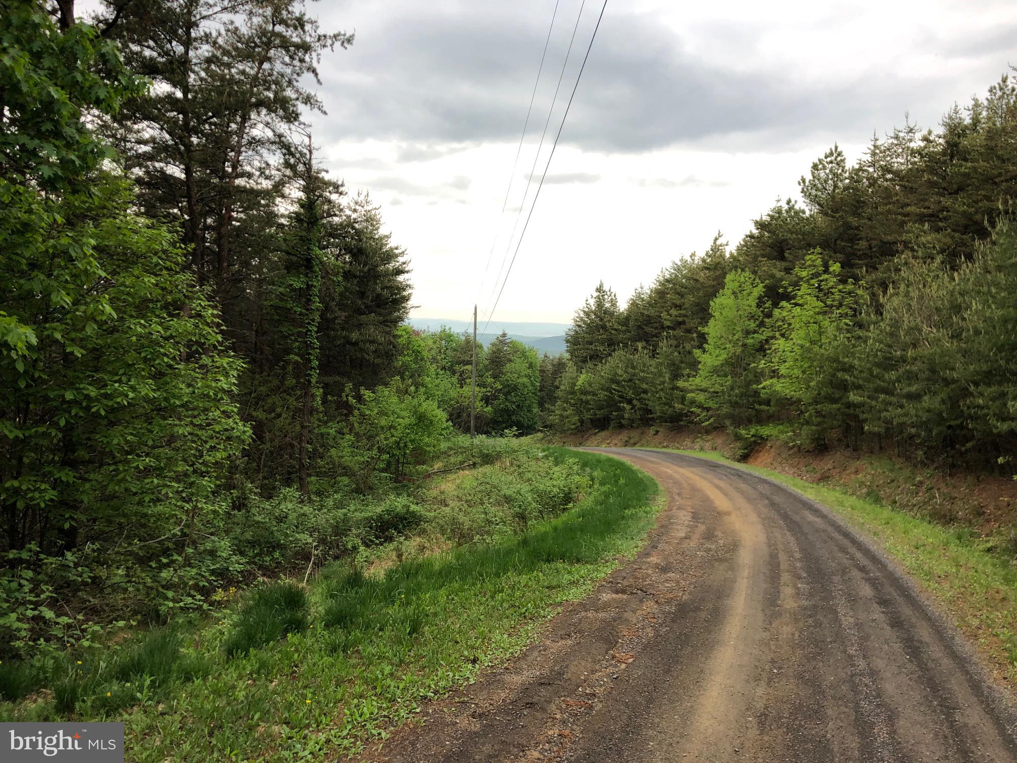 BLUFFS ON THE POTOMAC - Land