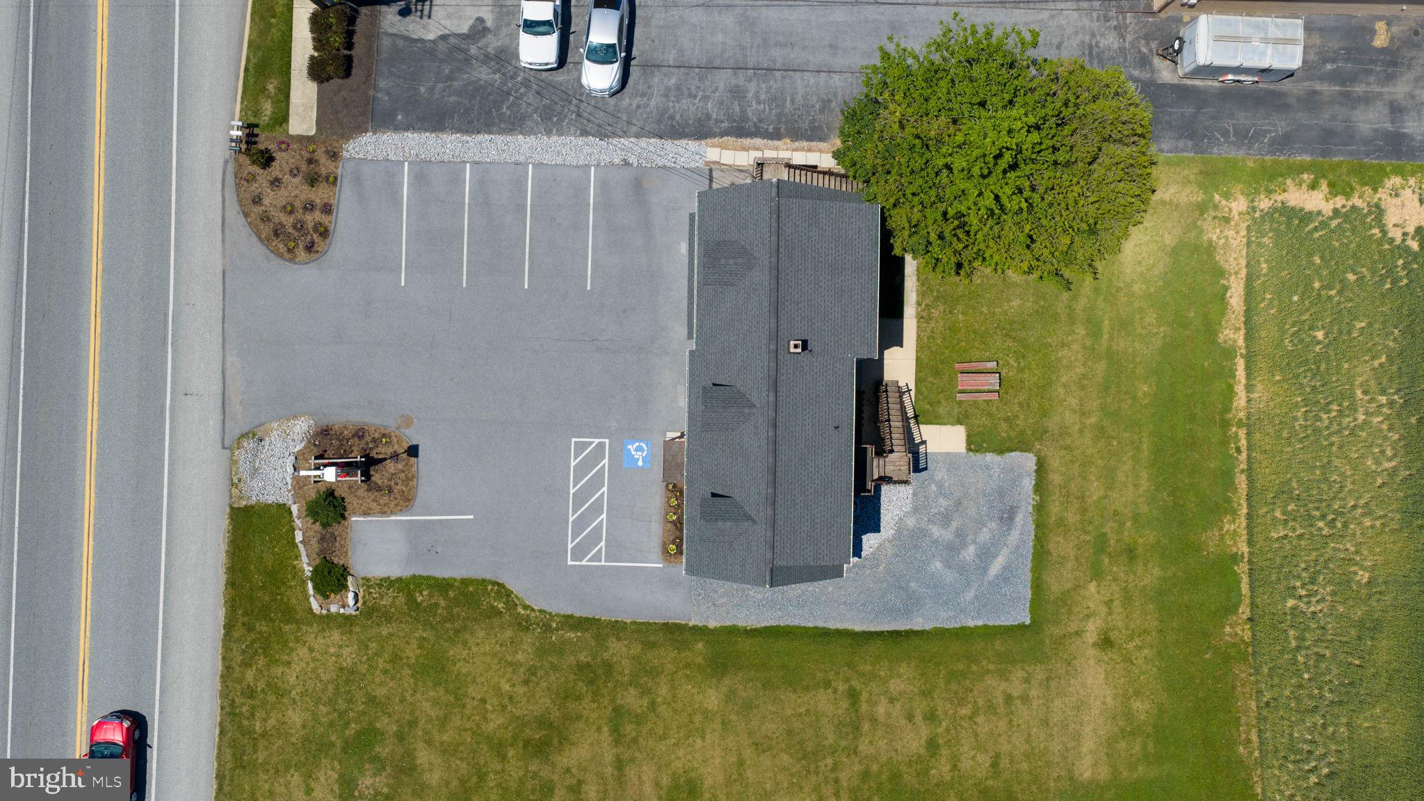 860 N READING ROAD