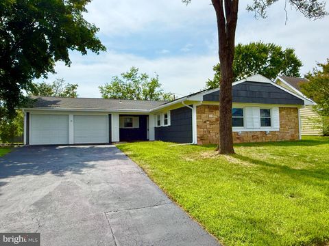 Homes For Sale - 15 Garrett Lane<br/> WILLINGBORO, NJ 08046