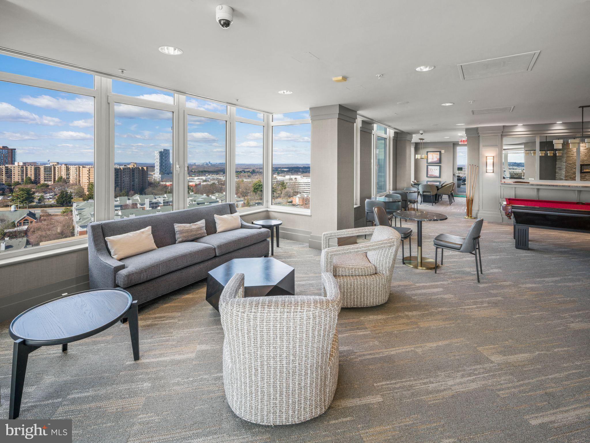 ONE PARK CREST CONDOMINIUM - Residential