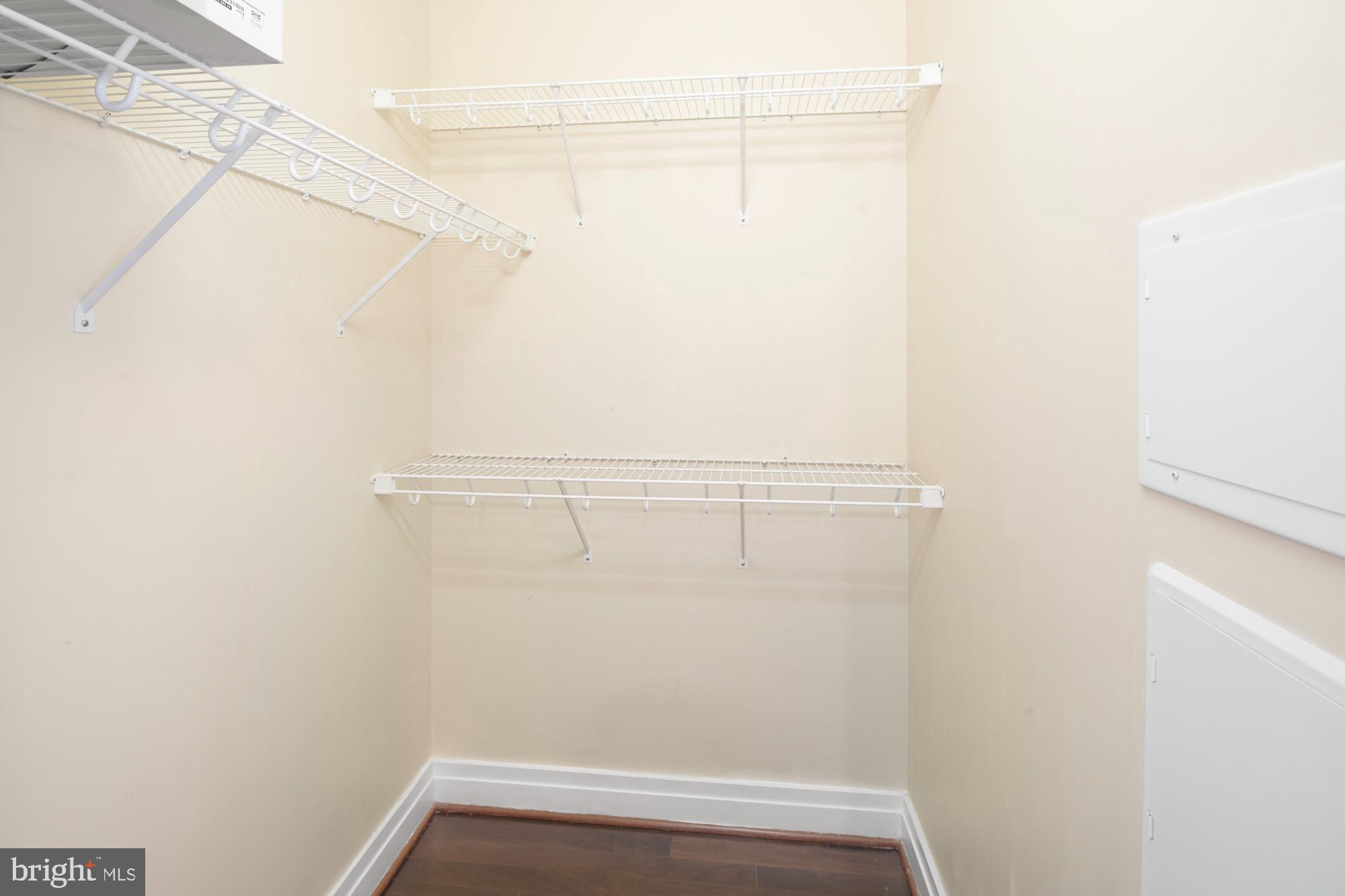 ONE PARK CREST CONDOMINIUM - Residential