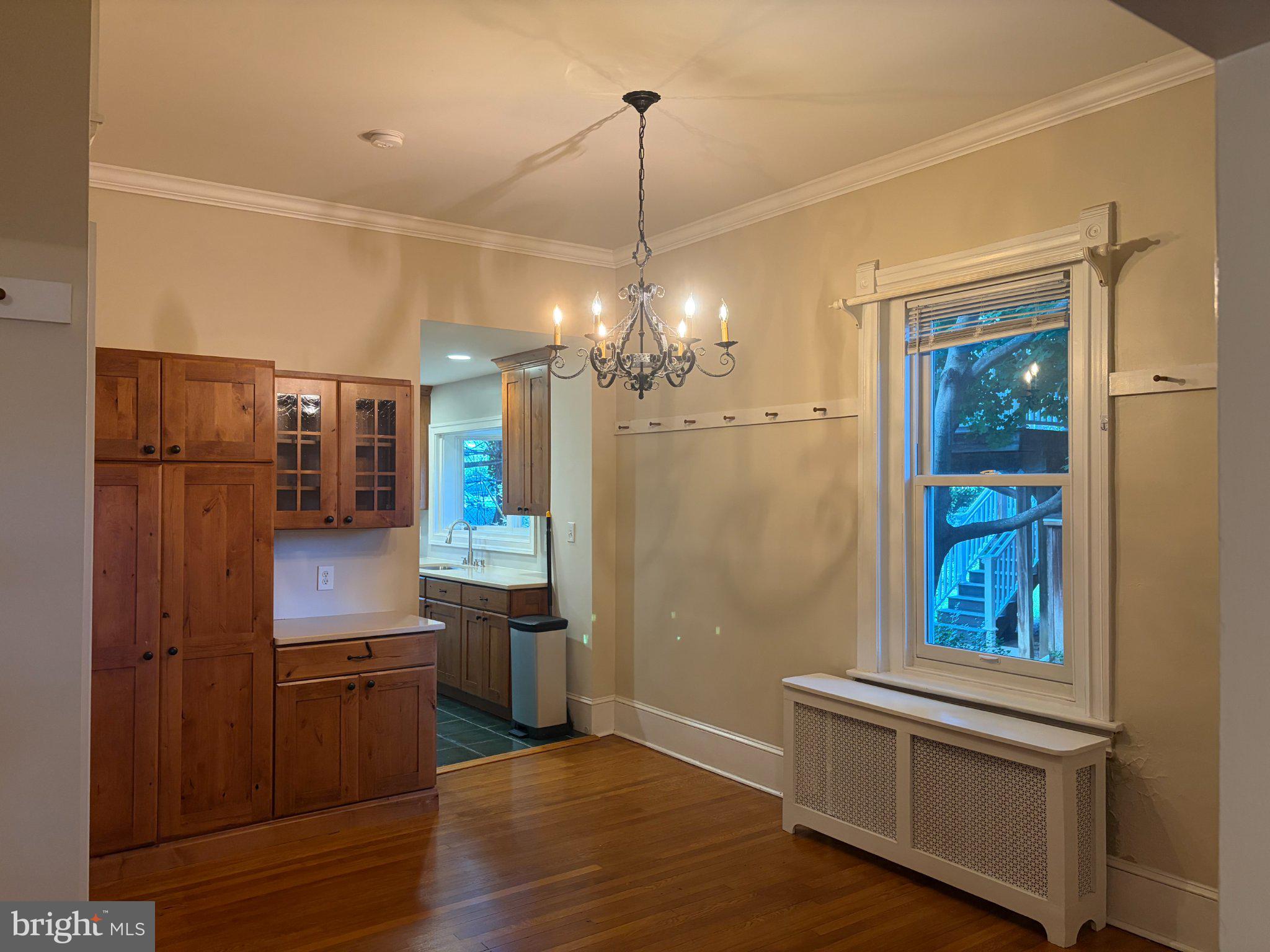210 GRAYLING AVENUE