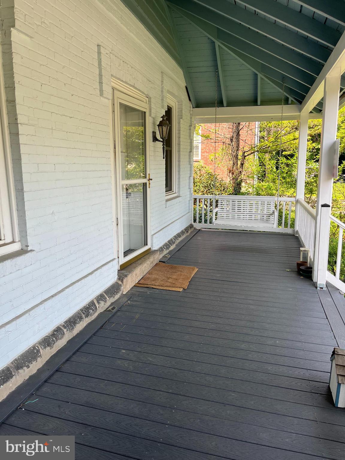 210 GRAYLING AVENUE