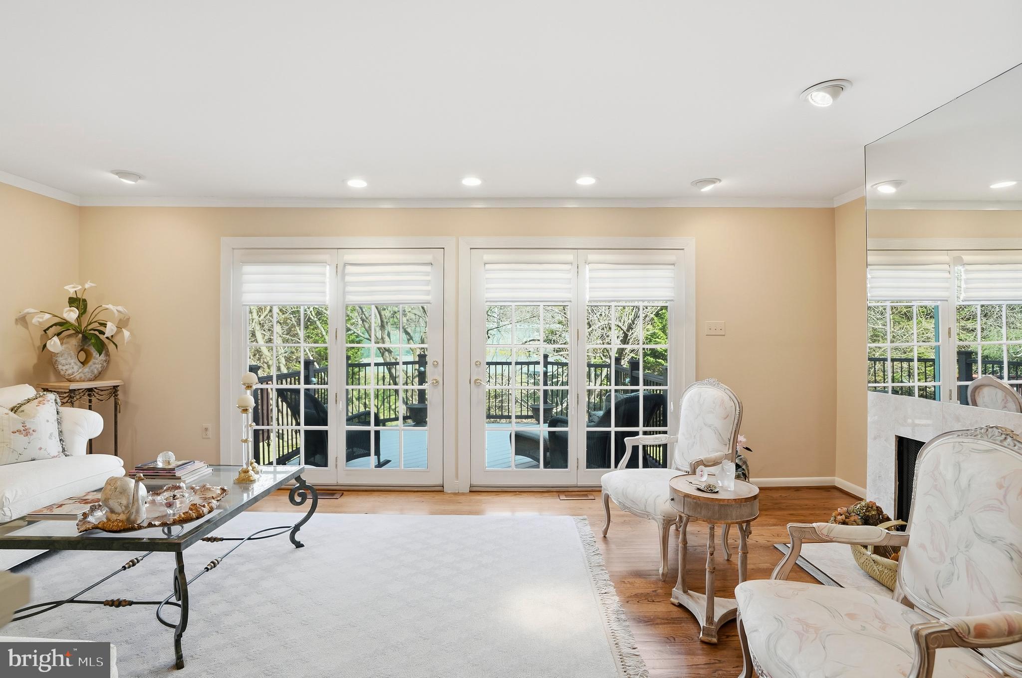 TWIN RIDGE APARTMENTS - Residential