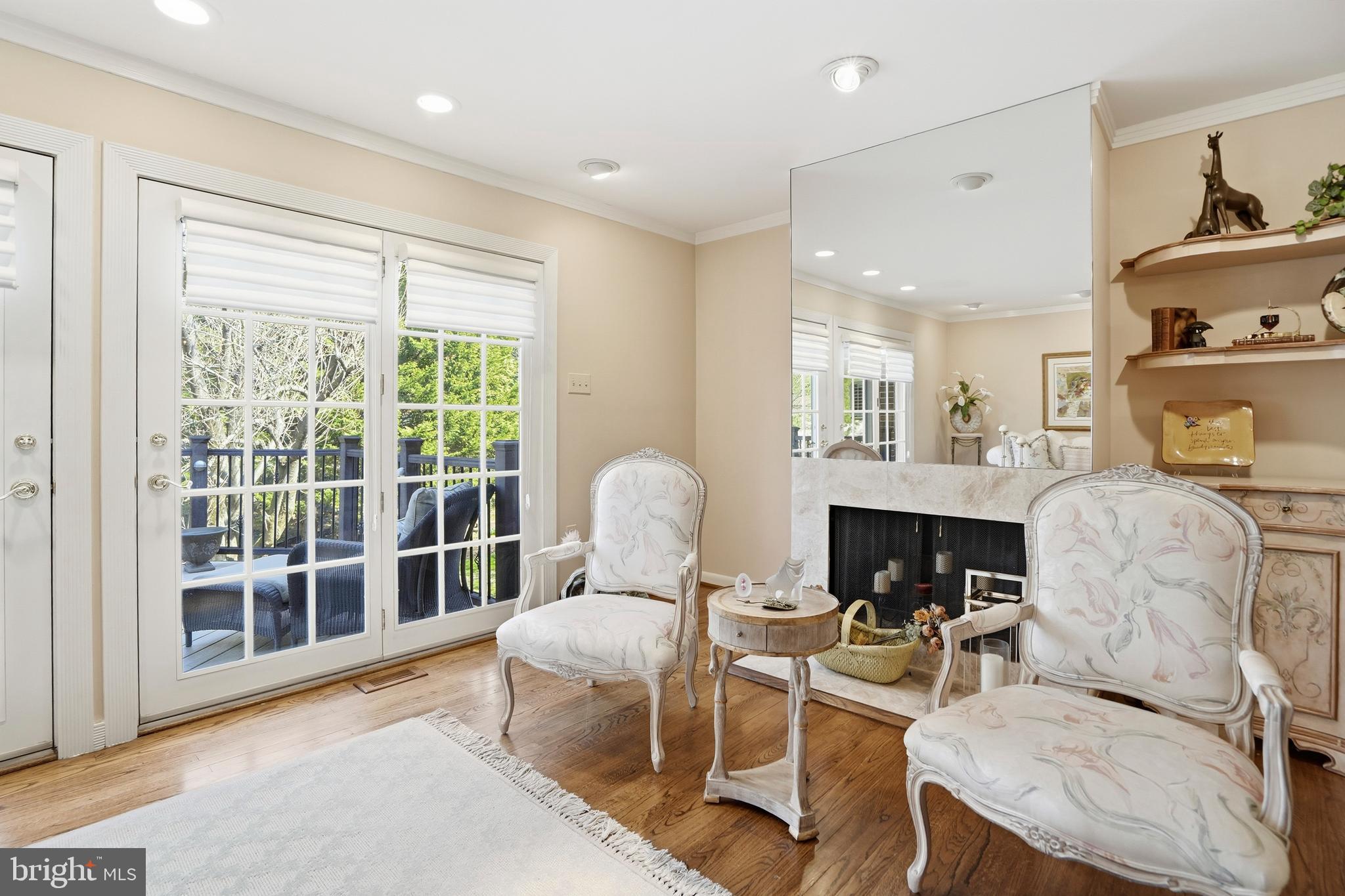 TWIN RIDGE APARTMENTS - Residential