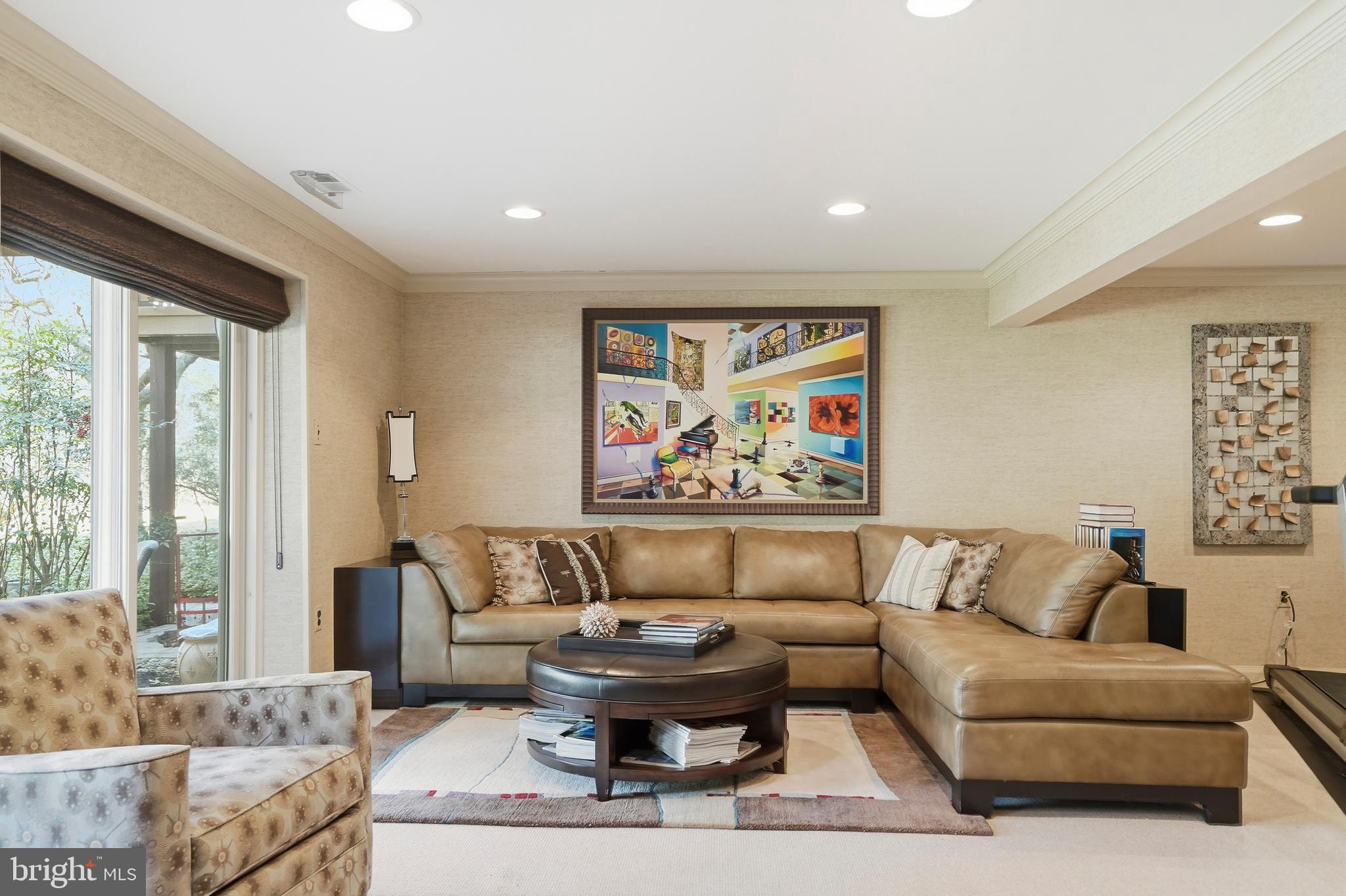 TWIN RIDGE APARTMENTS - Residential