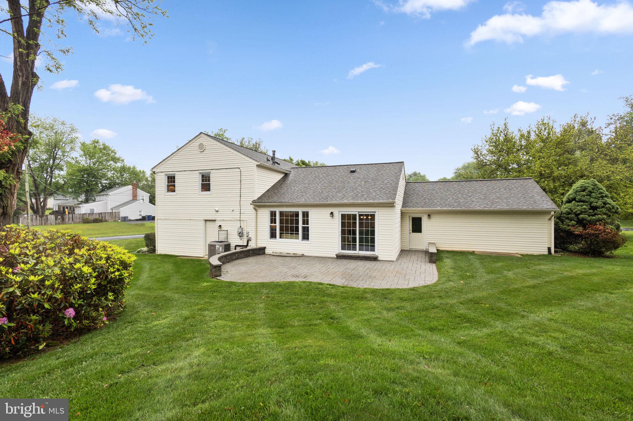 14924 BAUER DRIVE